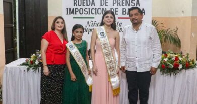 Presentan a las reinas de la Independencia en Valladolid