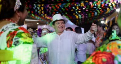 Tradiciones, pilar para la transformación de Yucatán: Huacho Díaz Mena