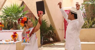 Progreso muestra el orgullo de sus tradiciones en ‘Hanal Pixán en el Museo’