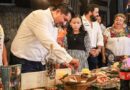 Alcalde Homero Novelo participó en el Festival Gastronómico Hanal Pixán en Valladolid