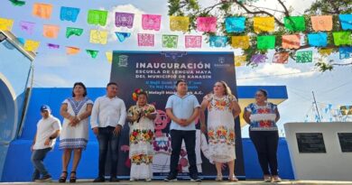 Edwin Bojórquez inaugura la Escuela de Lengua Maya en Kanasín