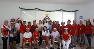 Estancia del Adulto Mayor en Progreso regala emotivo convivió navideño a sus usuarios