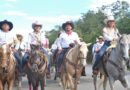 Realizan Gran Cabalgata de la Expo Feria Valladolid