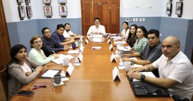 Erik Rihani firma convenios con la Codhey y el Inderm