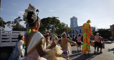 Color, alegría y diversión en el paseo infantil del Carnaval de Progreso