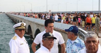 Progreseños y visitantes celebran el 132 aniversario del faro