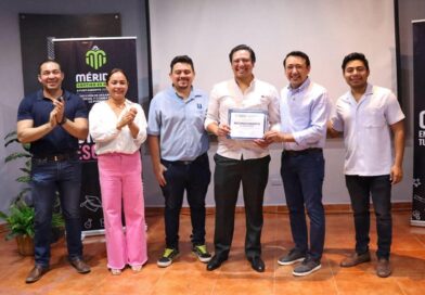 Cecilia Patrón acerca oportunidades a las juventudes con Contigo en tu Escuela