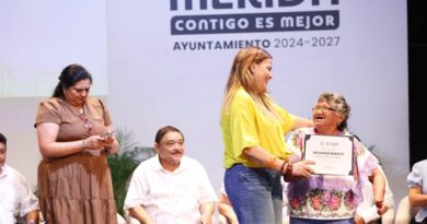 Un legado que permanece: Cecilia Patrón honra a quienes dedicaron su vida al servicio público de Mérida