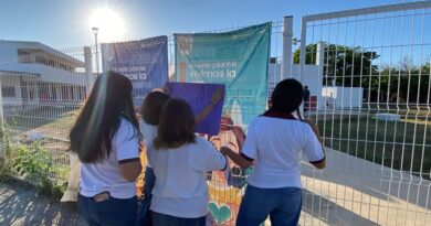 Atienden queja de alumnas del Plantel Azteca 2, pero dejan a los acusados en la misma escuela