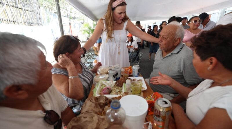 Encabeza Cecilia Patrón el Festival de la Chicharra en Xcalachén