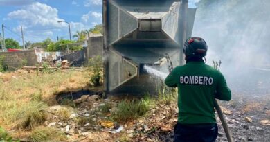 La Policía Ecológica de Kanasín controla incendio en un silo en Mulchechén