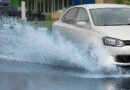 Choferes de plataforma abusan con sus tarifas por la lluvia