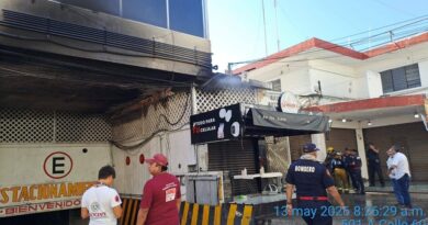 Se quema una zapatería en el Bazar García Rejón