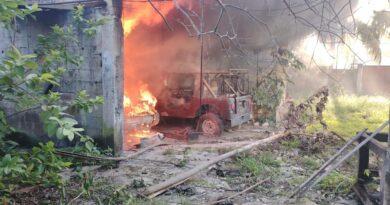 Se queman dos vehículos en un predio abandonado en Mulchechén, Kanasín