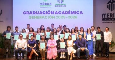 Cada graduado de la Academia de Inglés tiene más oportunidades: Cecilia Patrón
