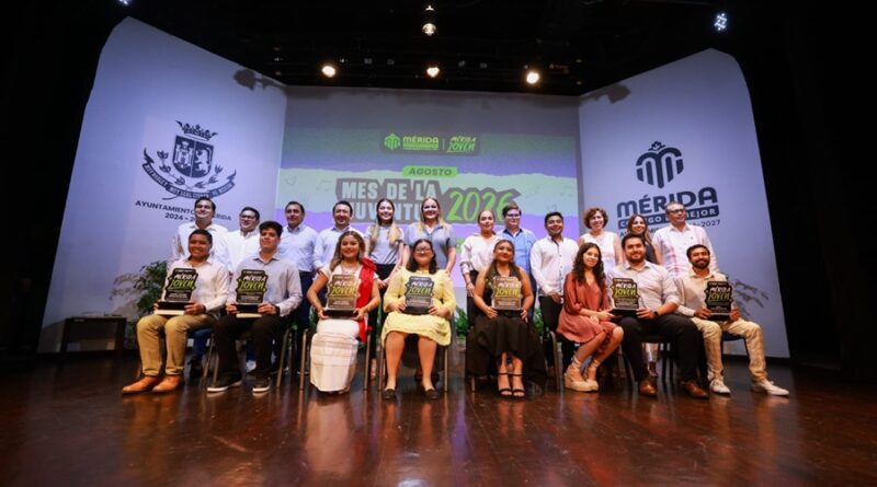 Cecilia Patrón reconoce el talento y liderazgo de las juventudes en Mérida 