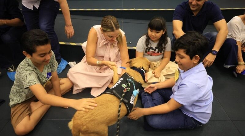 Fortalece Cecilia Patrón la atención del autismo con “De la calle al corazón”