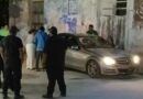 A un día de su informe, el alcalde de Yobaín choca frente al palacio municipal y retira a los heridos