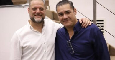 Rueda la cabeza del delegado de Semarnat, Guillermo Porras, por el escándalo de las dunas de Chuburná Puerto