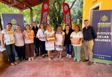 Cecilia Patrón promueve la autonomía económica de las mujeres de comisarías con proyecto de meliponicultura