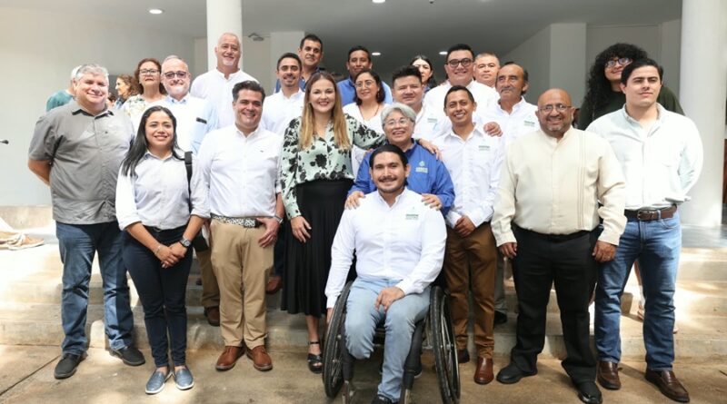 Encabeza Cecilia Patrón encuentro de ciudades por el comercio justo
