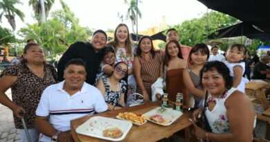 Cecilia Patrón impulsa el comercio y economía locales con la Feria del Panucho